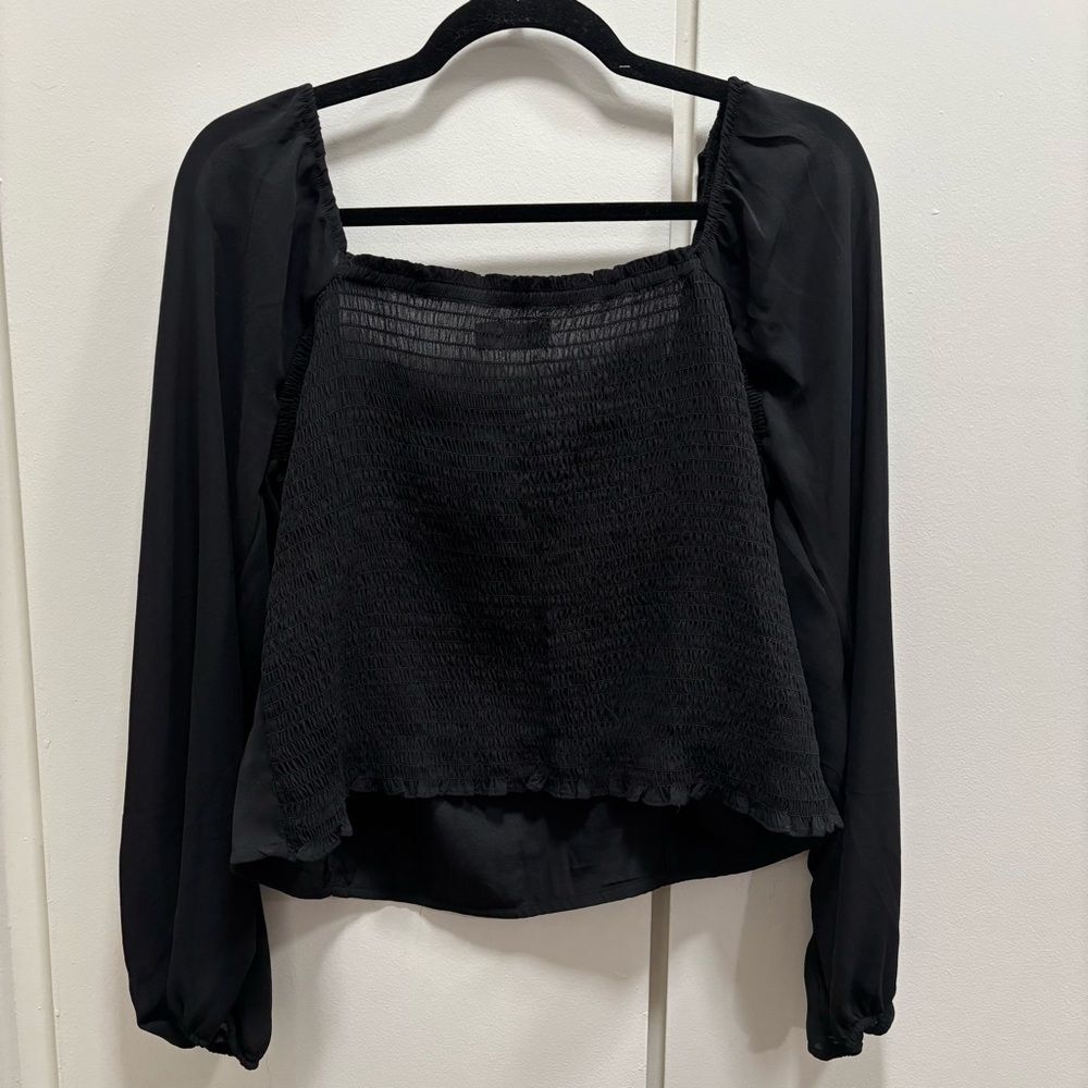 Abercrombie & Fitch Women’s XL Black Puff Balloon Sleeve Top - Picture 2 of 6